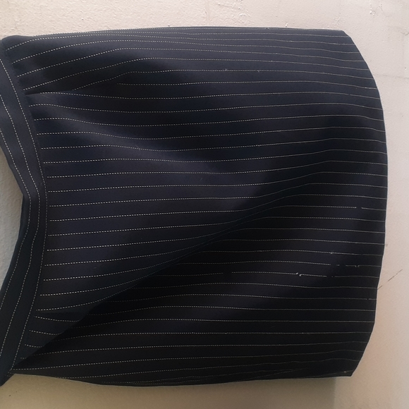 Alan Paige Black Pinstripe Mini Skirt Suit size M - Picture 14 of 17
